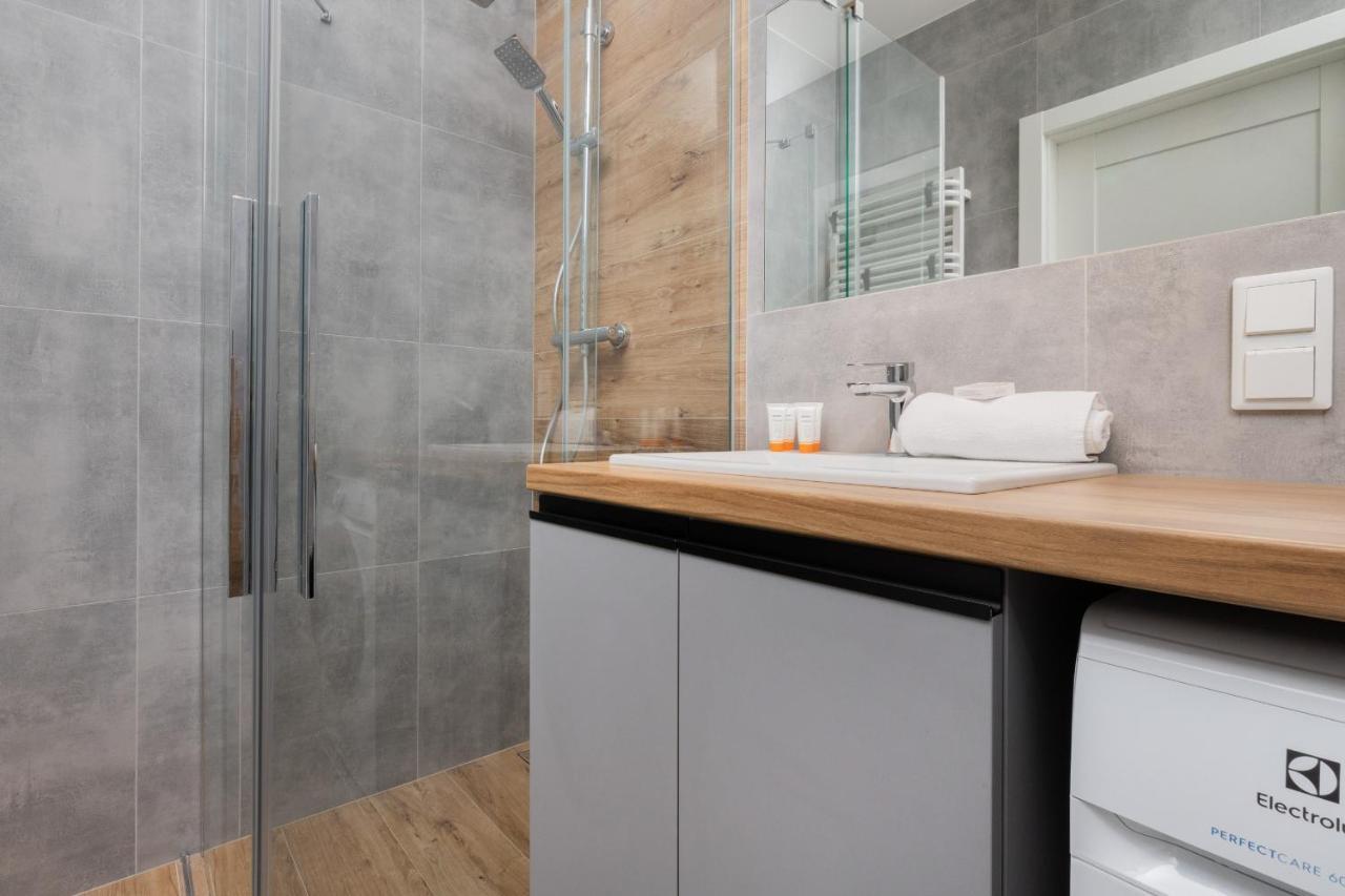 Nowa Letnica Apartments With Sauna & Gym & Kids Play In Gdansk By Noclegi Renters Esterno foto