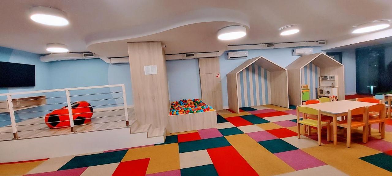 Nowa Letnica Apartments With Sauna & Gym & Kids Play In Gdansk By Noclegi Renters Esterno foto